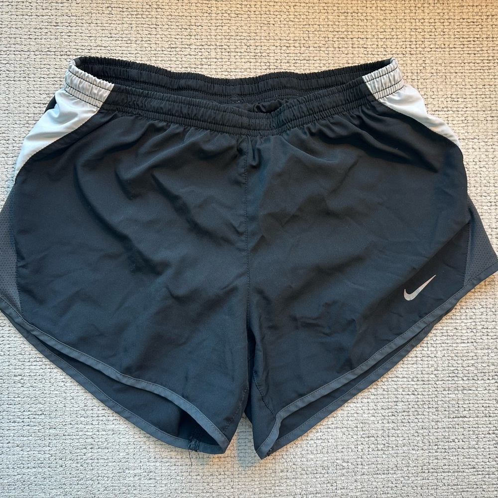 Nike Women's Black Dri-Fit Shorts Size S